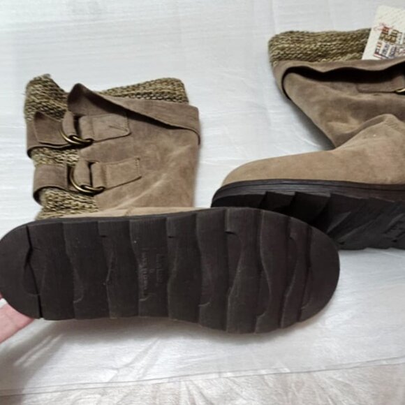 Muk Lucks Sewater Boots. - Picture 4 of 7